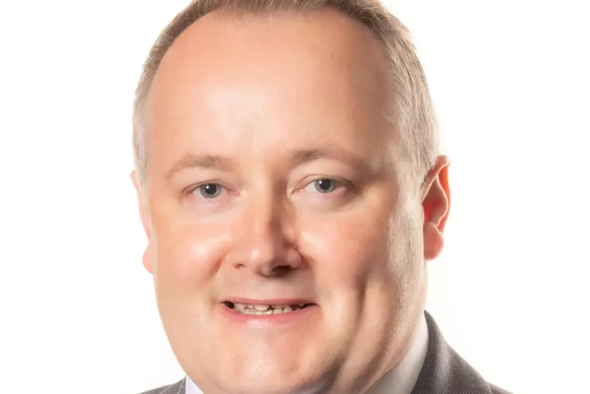 Darren Millar MS